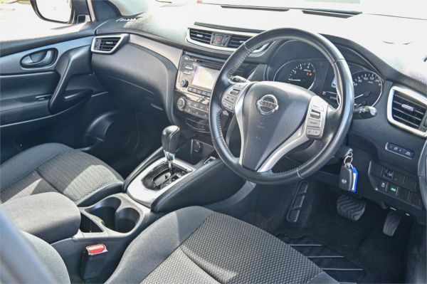 2015 Nissan QASHQAI Wagon J11 ST image