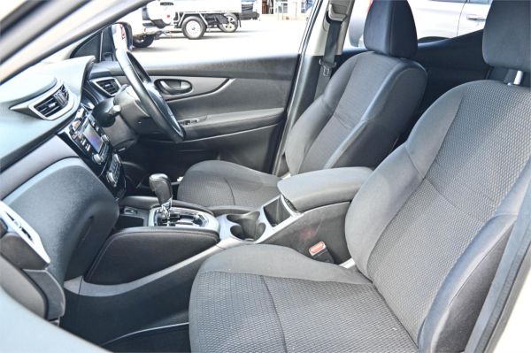 2015 Nissan QASHQAI Wagon J11 ST image