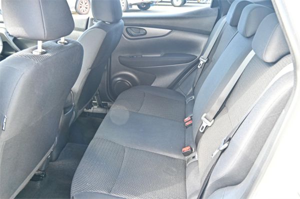 2015 Nissan QASHQAI Wagon J11 ST image