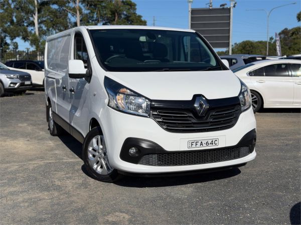 2018 RENAULT TRAFIC 4D VAN X82 MY18 FORMULA EDITION LWB image
