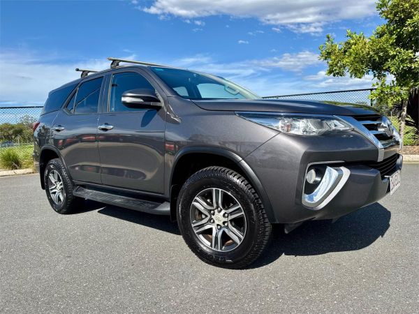 2017 Toyota Fortuner Wagon GUN156R GXL image