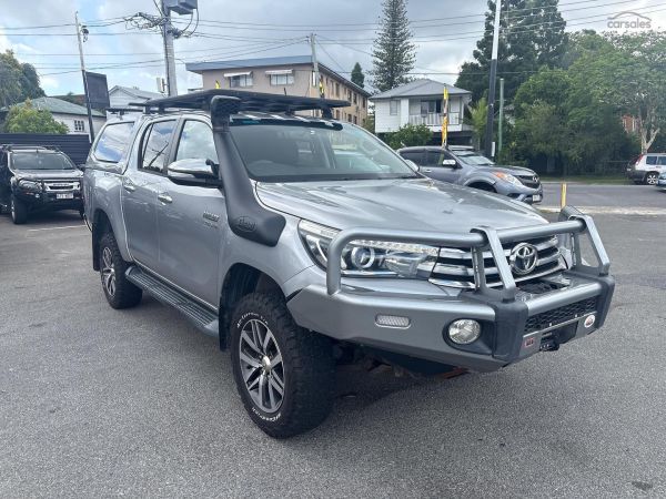 2015 Toyota Hilux SR5 Auto 4x4 Double Cab image