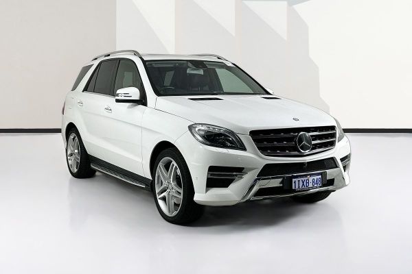 2015 Mercedes-Benz ML 350CDI BLUETEC (4x4) 166 MY15 image