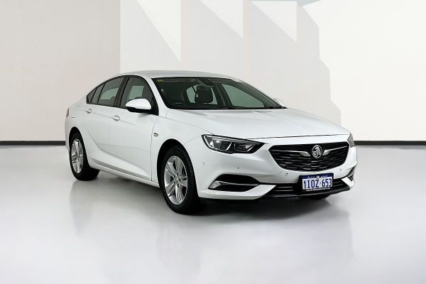 2019 Holden COMMODORE LT (5YR) ZB image