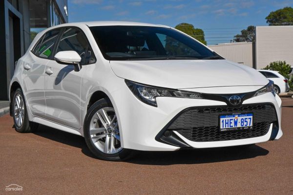 2020 Toyota Corolla MZEA12R Ascent Sport image
