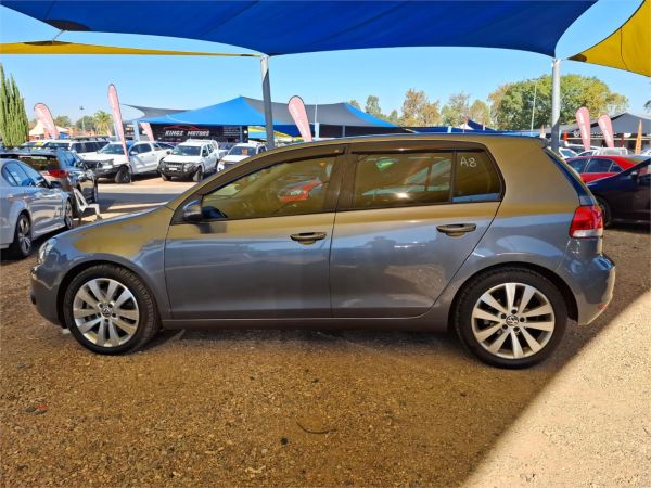 2012 Volkswagen Golf Hatchback VI MY12.5 118TSI Comfortline image