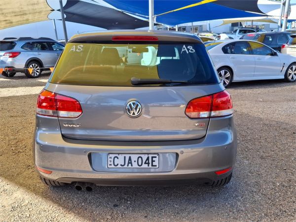 2012 Volkswagen Golf Hatchback VI MY12.5 118TSI Comfortline image