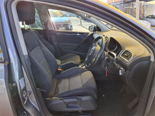 2012 Volkswagen Golf Hatchback VI MY12.5 118TSI Comfortline image