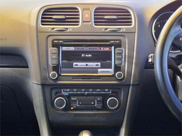2012 Volkswagen Golf Hatchback VI MY12.5 118TSI Comfortline image