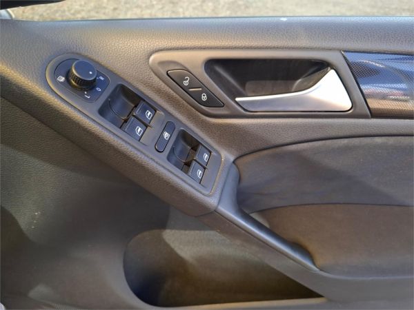 2012 Volkswagen Golf Hatchback VI MY12.5 118TSI Comfortline image