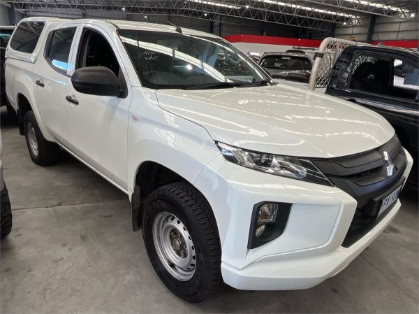 2021 Mitsubishi Triton Utility MR MY21 GLX image