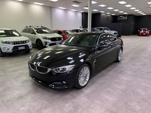 2016 BMW 4 Series Coupe F32 420i Luxury Line image