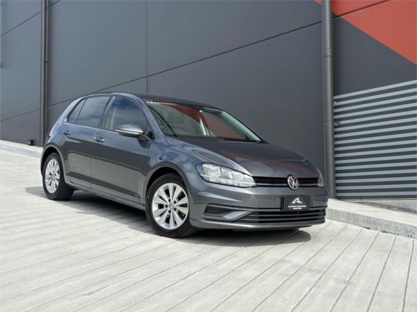 2018 VOLKSWAGEN GOLF 5D HATCHBACK AU MY18 UPDATE 110 TSI TRENDLINE image