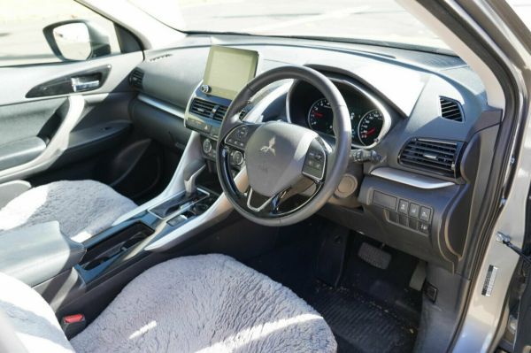 2023 Mitsubishi Eclipse Cross YB LS image