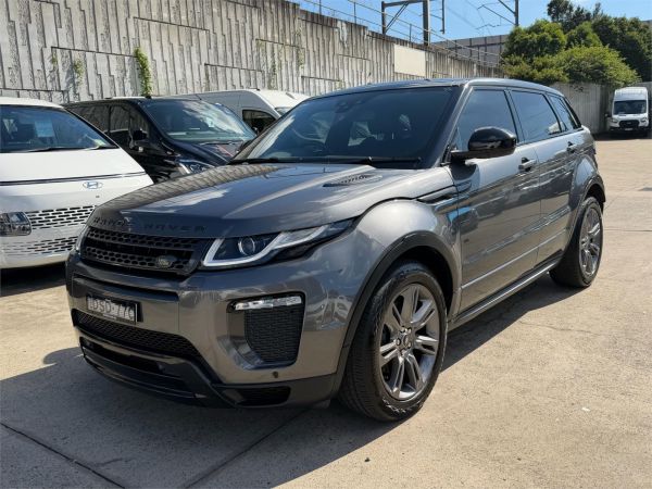 2017 Land Rover Range Rover Evoque Wagon L538 18MY TD4 150 SE Dynamic image
