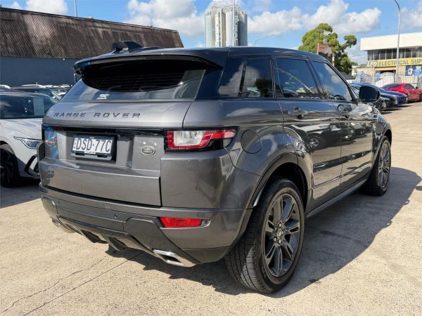 2017 Land Rover Range Rover Evoque Wagon L538 18MY TD4 150 SE Dynamic image