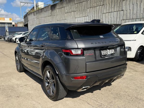 2017 Land Rover Range Rover Evoque Wagon L538 18MY TD4 150 SE Dynamic image