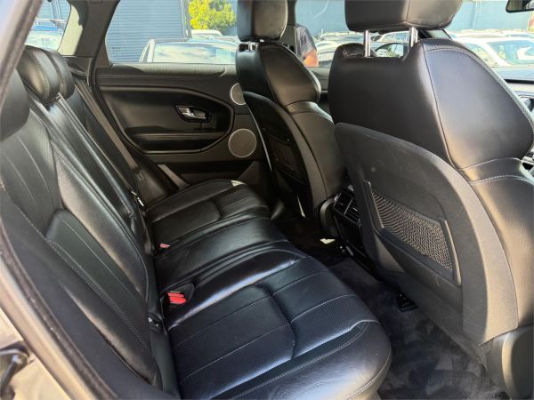 2017 Land Rover Range Rover Evoque Wagon L538 18MY TD4 150 SE Dynamic image