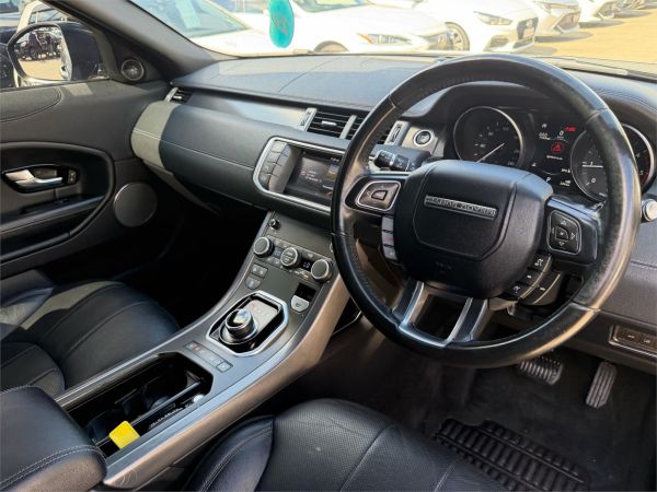 2017 Land Rover Range Rover Evoque Wagon L538 18MY TD4 150 SE Dynamic image