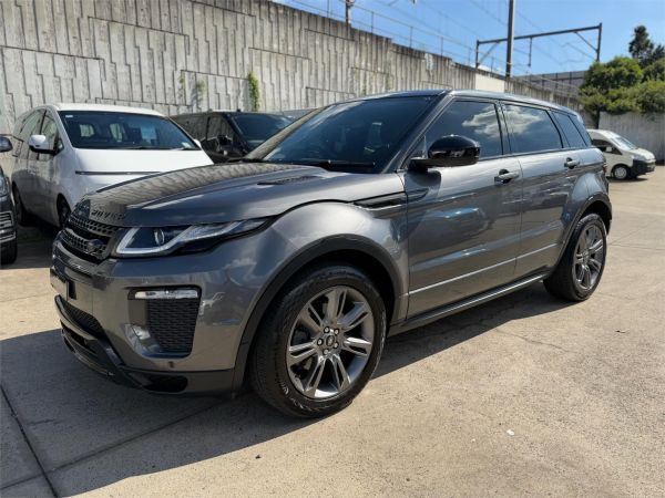 2017 Land Rover Range Rover Evoque Wagon L538 18MY TD4 150 SE Dynamic image