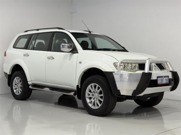 2010 MITSUBISHI CHALLENGER 4D WAGON PB MY11 LS (5 SEAT) (4x4) image