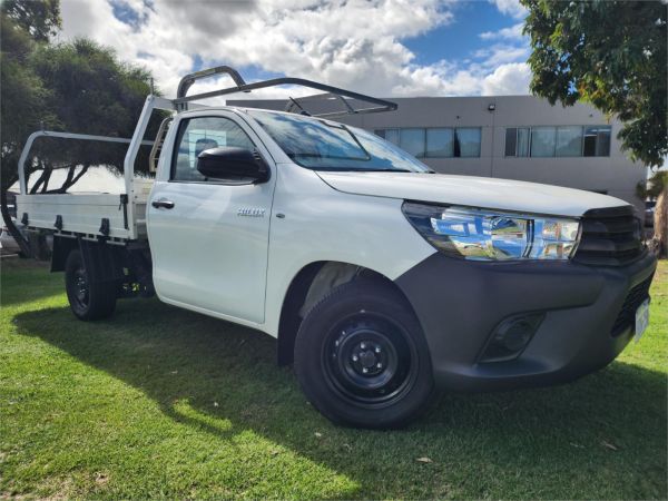 2020 TOYOTA HILUX C/CHAS TGN121R FACELIFT WORKMATE image