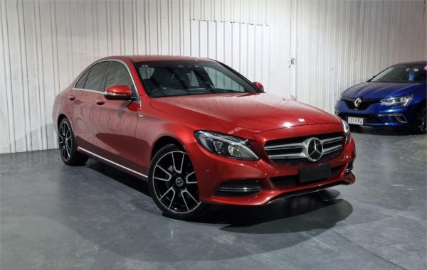 2015 Mercedes-Benz C-Class Sedan W205 C250 BlueTEC image