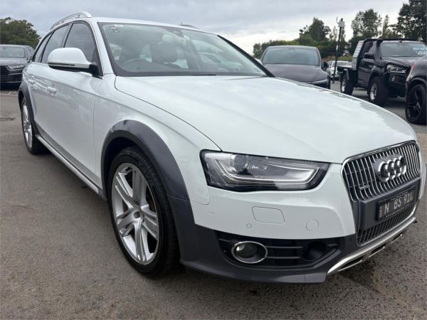 2015 Audi A4 Wagon B8 8K MY15 allroad image