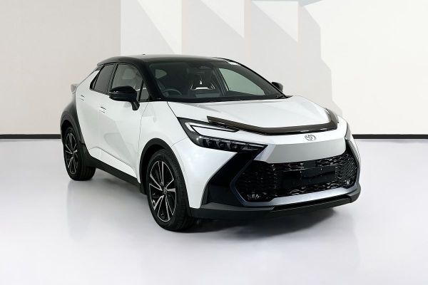 2024 Toyota C-HR KOBA HYBRID + 2 TONE ZYX20R image