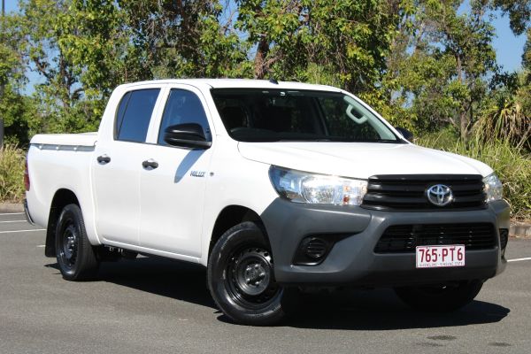 2016 Toyota Hilux UTILITY WORKMATE DUAL CAB GUN122R image