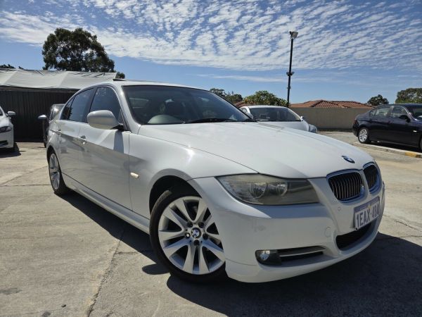 2011 BMW 3 Series E90 MY11 320i Steptronic Lifestyle White 6 Speed Sports Automatic Sedan image