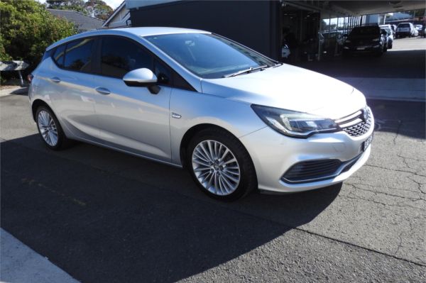 2016 HOLDEN ASTRA 5D HATCHBACK BK MY17 R image