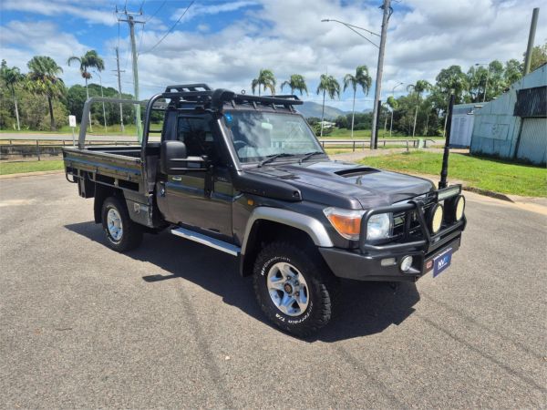 2015 Toyota Landcruiser Cab Chassis VDJ79R GXL image
