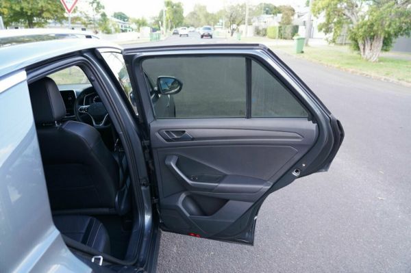 2022 Volkswagen T-Roc D1 MY22 R-Line image