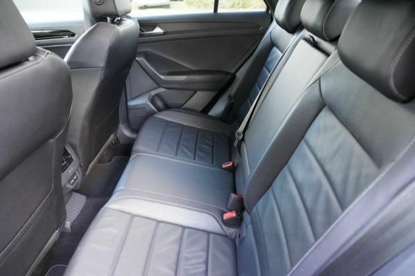 2022 Volkswagen T-Roc D1 MY22 R-Line image