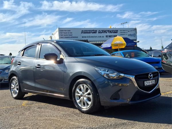 2015 Mazda 2 Hatchback DJ2HAA Maxx image