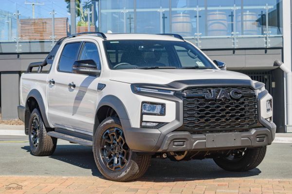 2026 JAC T9 Osprey X Auto 4x4 Double Cab image