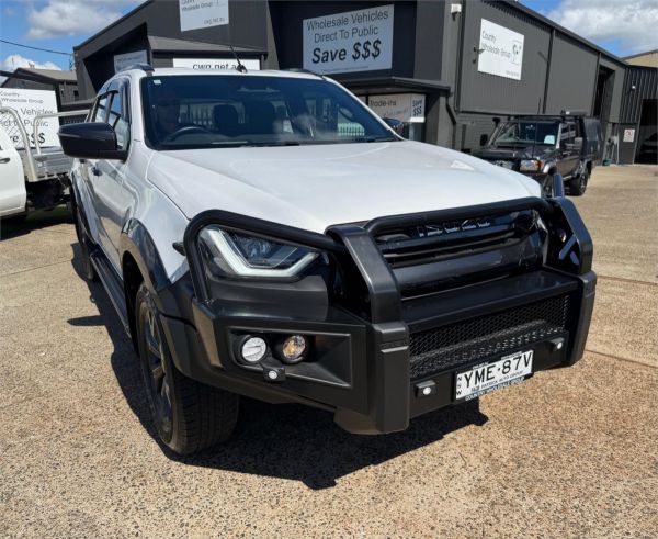 2023 ISUZU D-MAX CREW CAB UTILITY RG1 MY23 X-TERRAIN (4x4) image