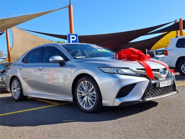 2018 Toyota Camry Sedan AXVH71R SL image