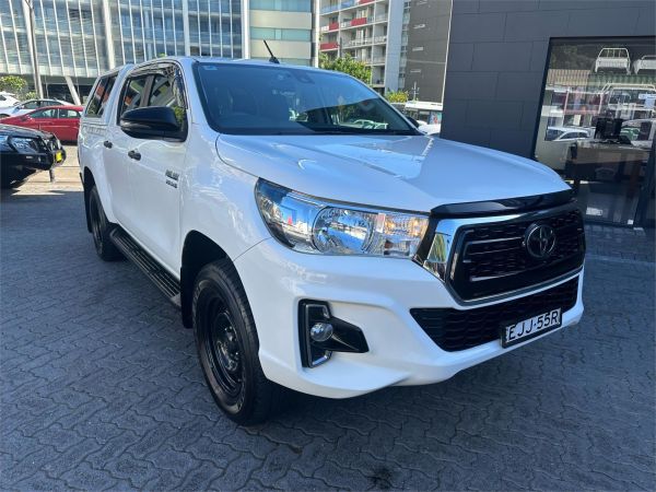 2020 TOYOTA HILUX DOUBLE CAB P/UP GUN136R MY19 UPGRADE SR HI-RIDER image