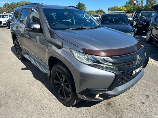 2018 Mitsubishi Pajero Sport Wagon QE MY18 GLX image