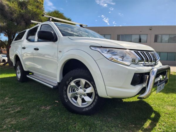 2015 MITSUBISHI TRITON DUAL CAB UTILITY MQ MY16 GLX (4x4) image