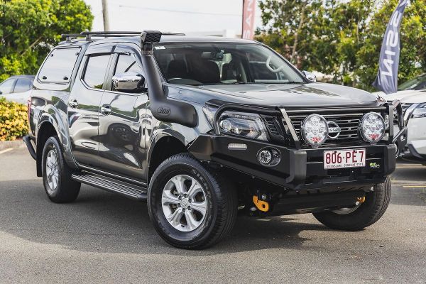 2019 Nissan Navara ST D23 Series 4 Auto 4x4 Dual Cab image
