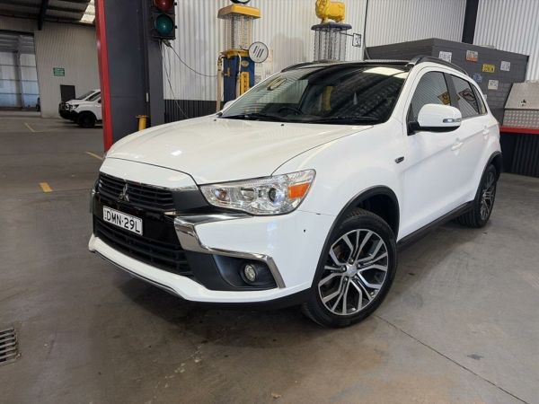 2016 Mitsubishi ASX XC MY17 XLS (2WD) White Continuous Variable Wagon image