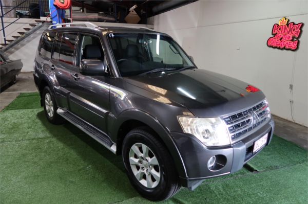 2011 Mitsubishi Pajero Wagon NT MY11 GLS image