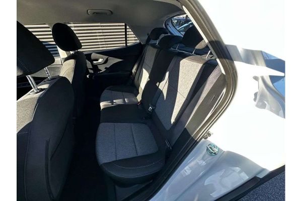 2024 Kia Stonic YB S image