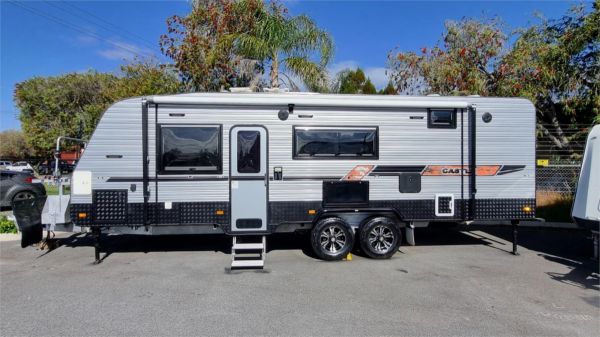 2016 Crusader Family Castle Other 26ft image