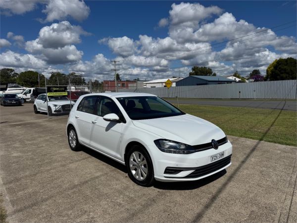 2019 VOLKSWAGEN GOLF 5D HATCHBACK AU MY19 110 TSI TRENDLINE image