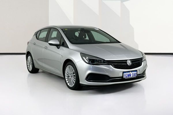 2017 Holden ASTRA R BK MY17.5 image