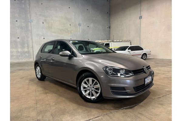 2016 Volkswagen Golf 92TSI Trendline 7 image